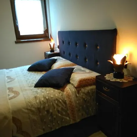 Durmi E Insumiasci Bed & Breakfast *