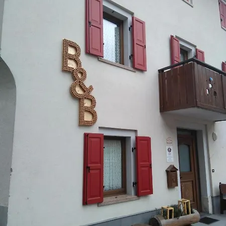 Durmi E Insumiasci Bed & Breakfast